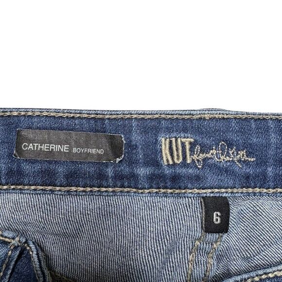 Kut From The Kloth Catherine Boyfriend Jeans Size 6 Distresses - Picture 5 of 8